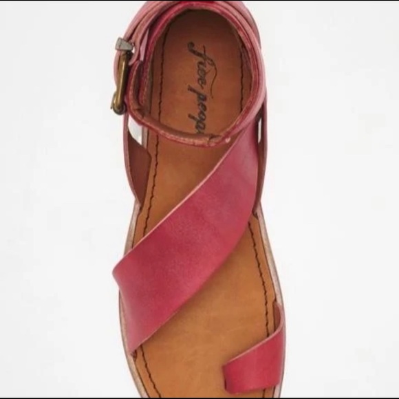 FP Vale Sandal - Picture 9 of 10